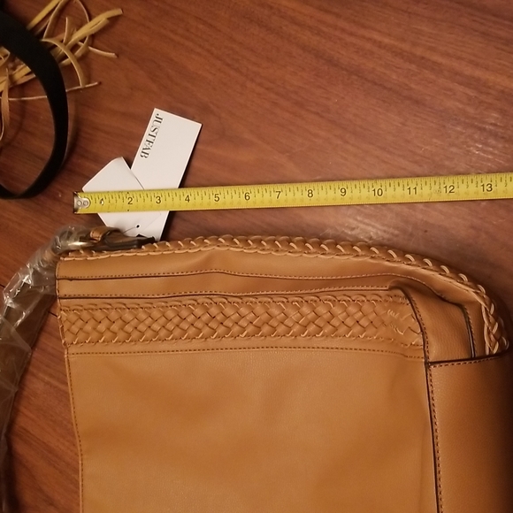 Just Fab vegan tan hobo NWT - Picture 6 of 15